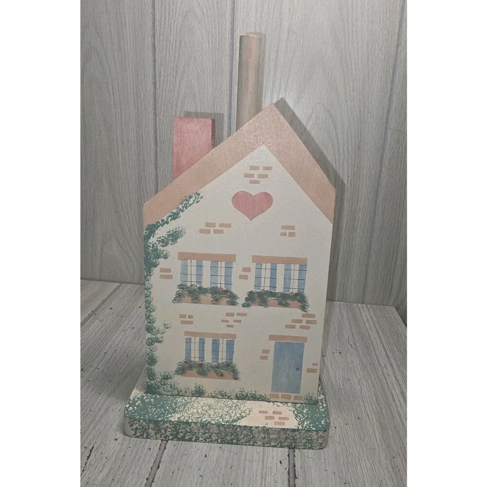 Vtg Wood Cottage House Hand Painted Paper Towel Holder Farmhouse Country Heart